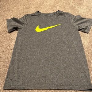 Nike t shirt